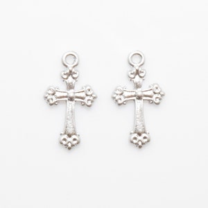 Cross Brass Pendant . Cross Charm . Wedding Jewelry . Jewelry Craft Supply . Matte Rhodium Plated over Brass - 4pcs / IA0133-MR