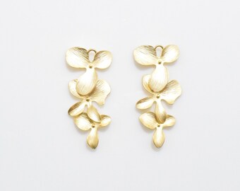 Cascading Flower Connector. Linked Flower Charm . Flower Pendant . Wedding Jewelry . 16K Matte Gold over Brass - 2pcs / RG0044-MG