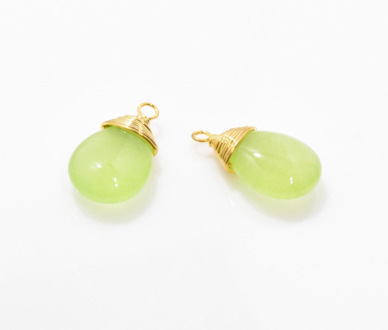 Green Jade Teardrop Pendant . Tiny Teardrop Gemstone . Coil Etsy