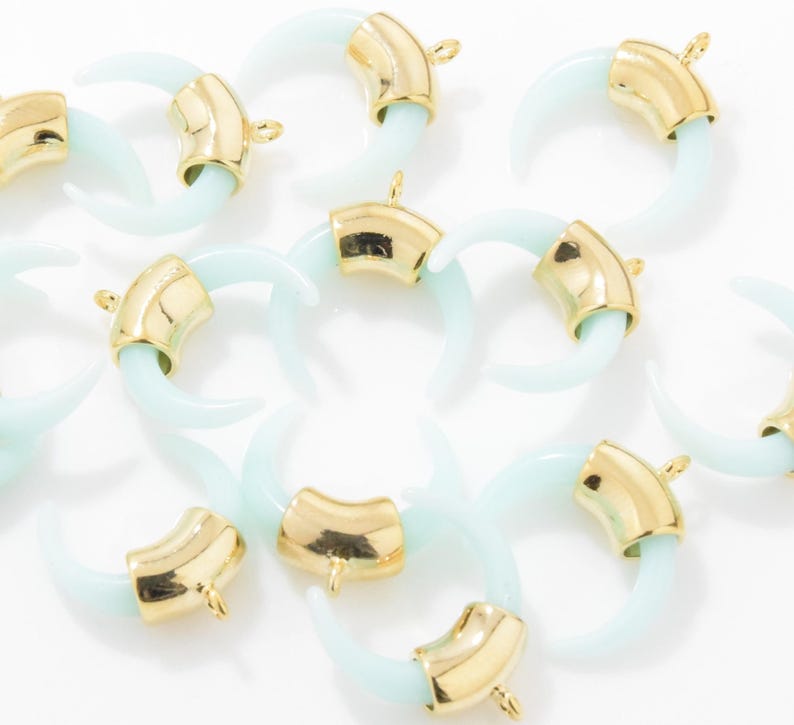Skyblue Gemstone Ox Horn Pendant Gemstone Bull Horn Charm 16K Polished Gold Plated over Brass Crescent Pendant 2pcs IA0016-PGSB