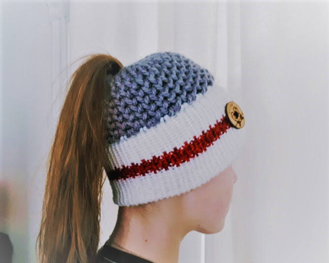 Horsetail-messy Hat Tuque Hair Hole Cap 
