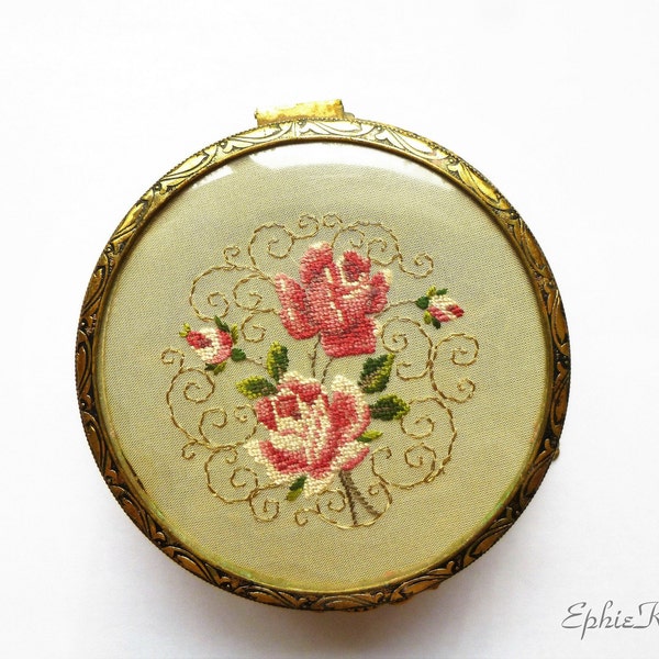 Compact Mirror Face Powder Box Vintage Regent of London 1940s Makeup Roses Needlepoint Trinket Box Boudoir Décor Vintage Enthusiast Gift NEW