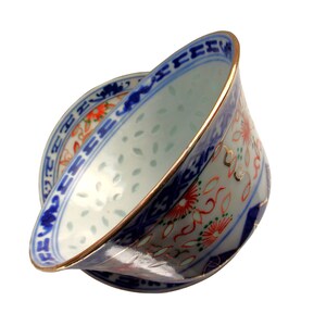 Elegant Vintage Porcelain soup set with Hand Painted Bowl, underplate, and spoon in Blue White China. This Ceramic Trio blends Traditional China aesthetics with Minimalist Chic and Châteaucore Style charm. A refined Elegant Gift and thoughtful Eco Vintage Gift, it suits collectors seeking Porcelain Tableware and unique Retro Kitchenware. Ideal as a Soup Bowl Set or Collectors Item for sustainable, stylish living.
