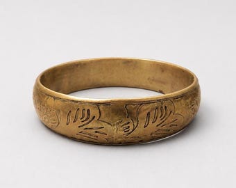 Vintage 80s Brass Floral Bangle - Boho Chic Stackable Bracelet