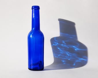 Decanter per sherry in vetro color cobalto Art Déco: articoli da bar spagnoli fatti a mano