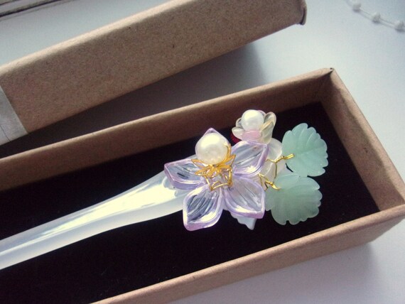 Pearls and Flowers Vintage Japanese Hairpin Lucit… - image 6