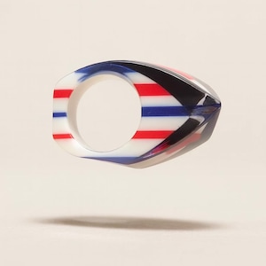 Anillo vintage de lucita con cúpula, años 60, diseño francés moderno