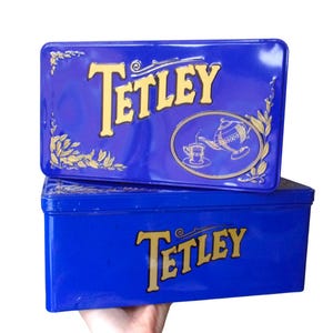 Vintage Tea Tin - Stunning Royal Blue Tin, A Must-Have Retro Kitchen Tin, Iconic Antique Tea Tin, Perfect for Eco Tea Storage, Collectible