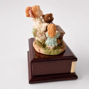 Juliana Miniature Scene Trinket Box: Vintage Porcelain Keepsake image 8