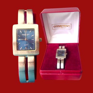 Minimalist Y2K Watch – Square Face Watch, Steel Retro Watch, Brushed Stainless Steel, Quartz Watch Precision, NEW in Box