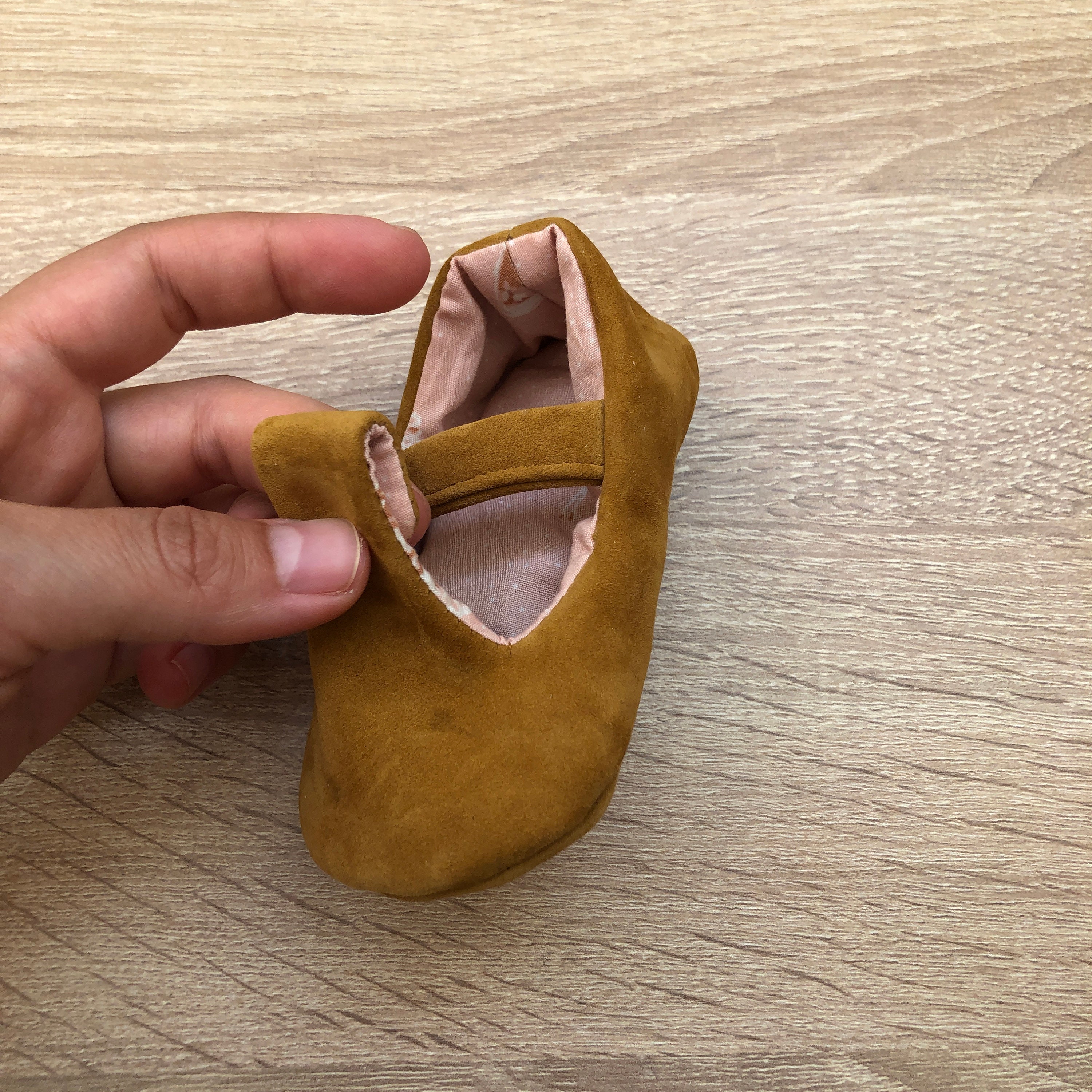 T-strap Baby Shoes Sewing Pattern & Tutorial T-strap Newborn - Etsy