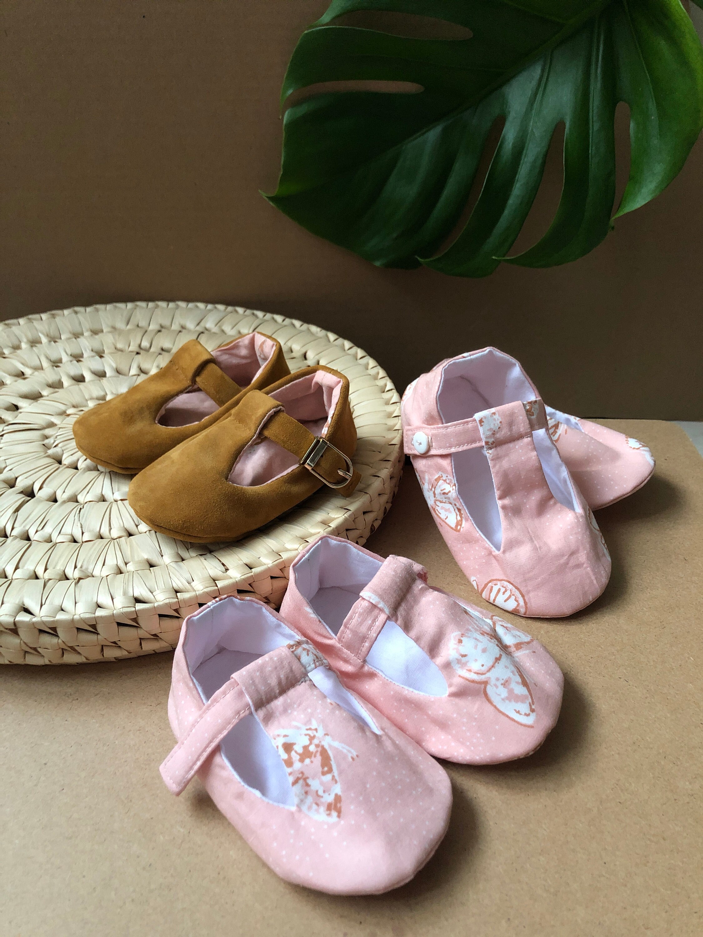 T-strap Baby Shoes Sewing Pattern & Tutorial T-strap Newborn - Etsy