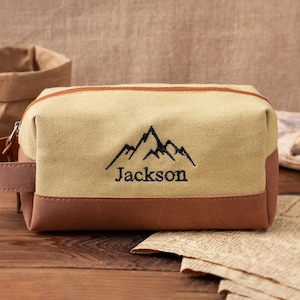 Customised toiletry bag, Embroidered Name Wash Bag, Groomsman Gifts, Mens canvas wash bag, groomsmen dopp kit, Initials bag with monogram