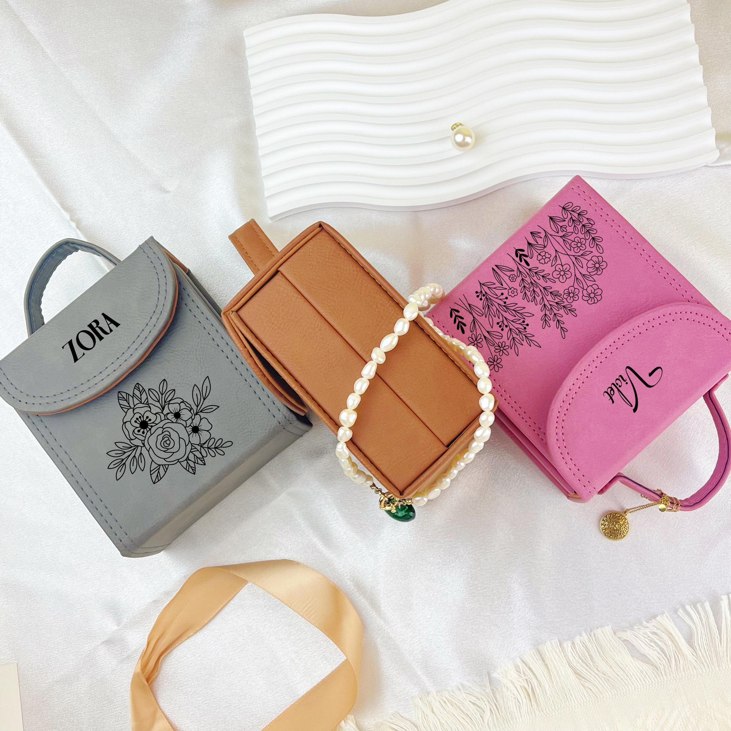 Custom travel jewelry box, Personalized Leather Jewelry Box With Name, Mum Gifts, Wedding Bridesmaid Gifts, wildflower boxes 24083002
