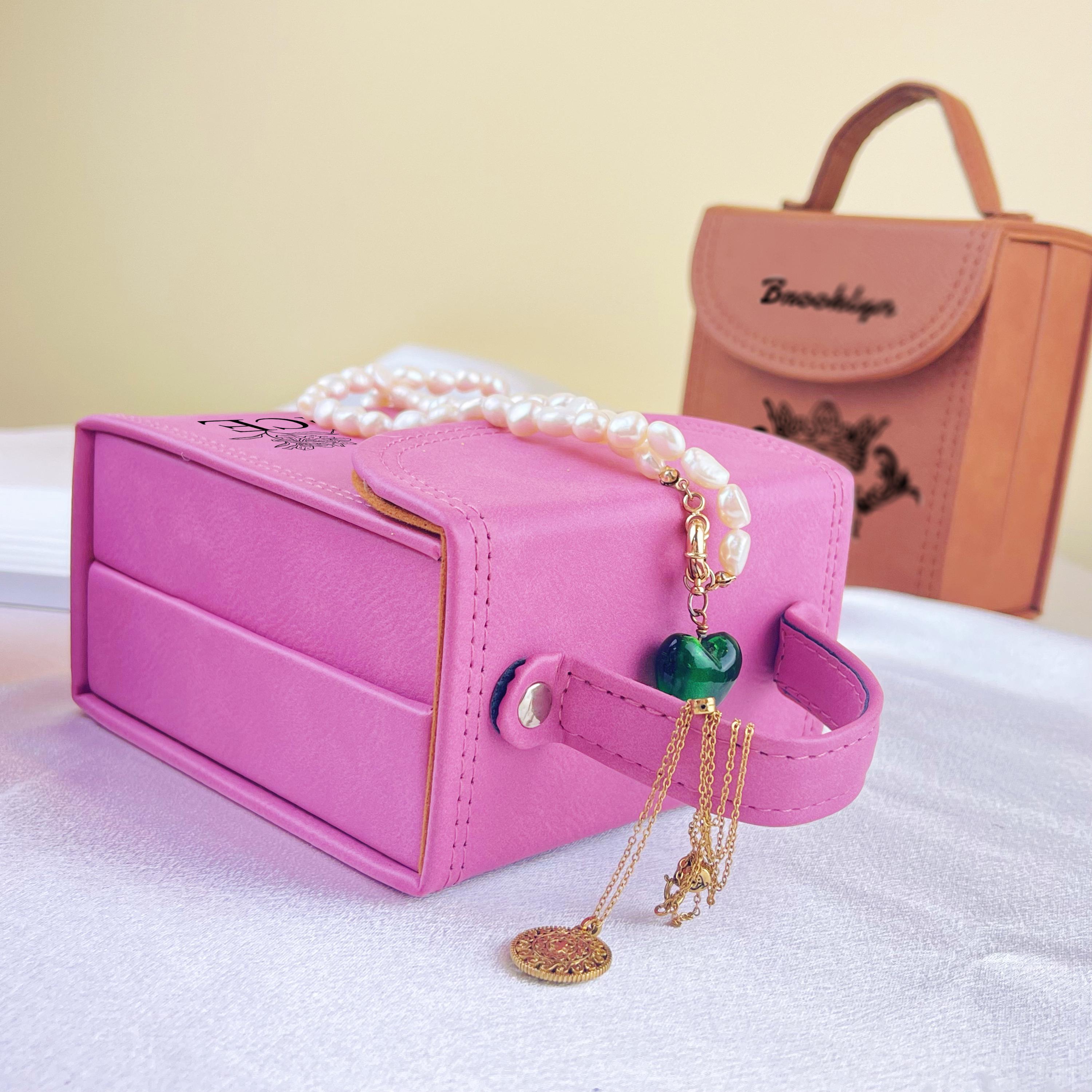Custom travel jewelry box, Personalized Leather Jewelry Box With Name, Mum Gifts, Wedding Bridesmaid Gifts, wildflower boxes 24083002