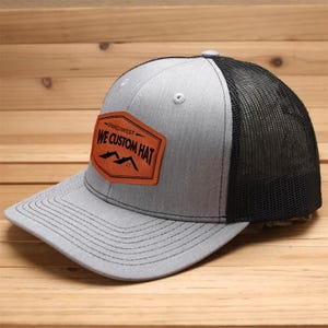 Boné de couro personalizado com remendo, bonés de couro sintético, bonés estilo caminhoneiro, boné de couro com remendo, boné snapback, bonés masculinos personalizados 24110901