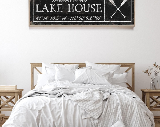 Lake House Wall Art, Crossed Oars, Vintage Black (Custom Coordinates)