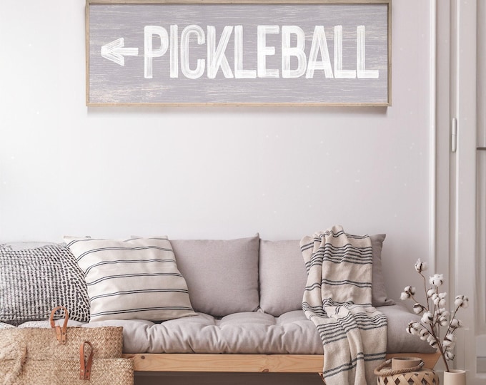 Vintage Pickleball Sign - Rustic Arrow, Customizable Colors