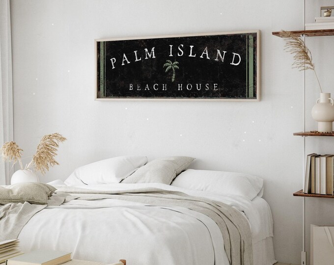 Personalized Palm Tree Canvas Sign, Curved Text (Green on Black)