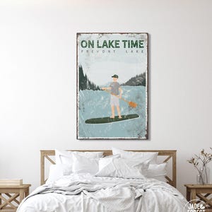 Letrero vintage ON LAKE TIME > póster de tabla de remo verde bosque para sobre la cama, regalo de decoración de la casa del lago para él, arte único del lago Fremont {vpl}