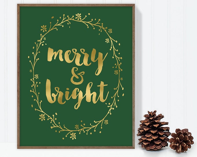 merry and bright / wall art print DIY / christmas decoration / GOLD WREATH / calligraphy, gold and green ▷digital printable sign