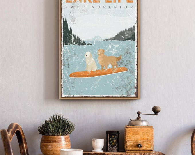 Lake House Sign: Personalized Dogs on Paddleboard - Rustic Wood Look