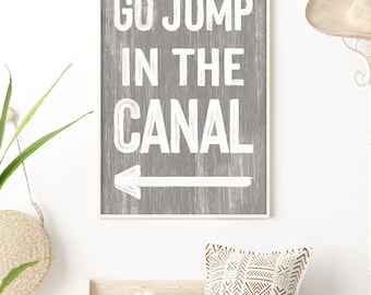 Canal Directional Sign: Vintage Gray Arrow - Farmhouse Style