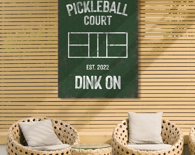 Pickleball Court Sign: Custom Name and Year (Vine Green or White)