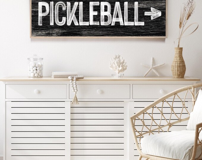 Pickleball Wall Sign: Vintage Style - Customizable Arrow Direction