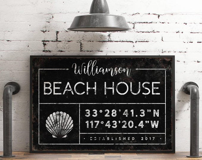 Custom Coastal Wall Art: Vintage Scallop Shell - Family Name Included
