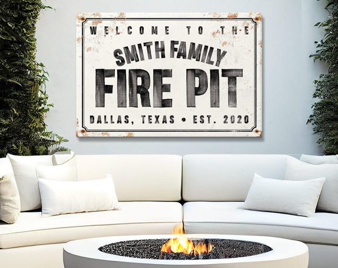Family Name Fire Pit Sign, Rustic Metal (Waterproof Patio Decor)