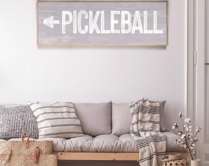 Vintage Pickleball Sign - Rustic Arrow, Customizable Colors