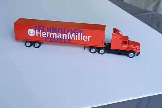 Winross Diecast Herman Miller Semi Truck Delivery Tractor Winross Diecast Herman Miller Semi Truck Delivery Tractor