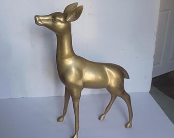 Large 18" vintage Brass Doe Deer Statue,Wildlife figurine Sculpture,Cabin Decor
