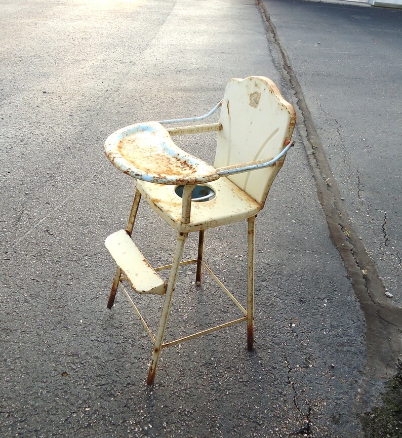 Vintage Baby High Chair Potty Party Training Metal Image 0
