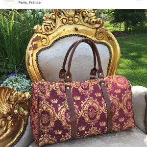 Castlefield Regal Crown Crest Pattern Red and Gold Travel Bag Duffel Overnight Gym Bag Pretty Feminine Luggage image 3