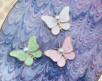 Butterfly Brooch Butterfly Pin Pearl Pin Pearl Brooch Pink Pin Green Pin White Pin Colorful Pin Vintage Brooch Butterfly Jewellery