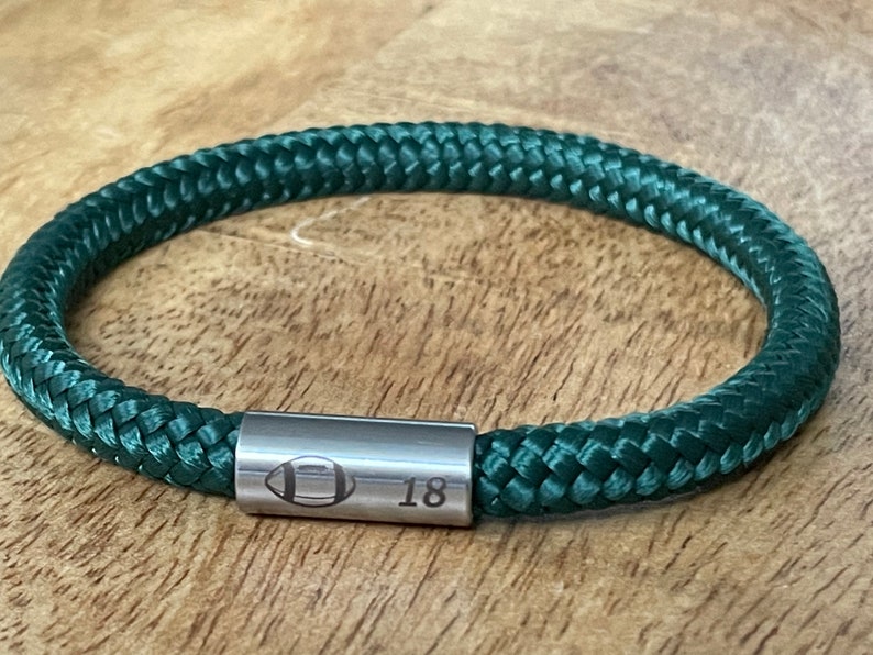 Gepersonaliseerde rugby paracord armband, American Football groene armband, gepersonaliseerde sieraden, sportliefhebber cadeau, sport afbeelding 9