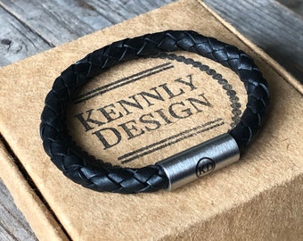 Personalized Black Leather Bracelet, Round Braided engraved Bracelet, Boys or Girls Leather Name Bracelet, Engraved Gift, kids jewelry