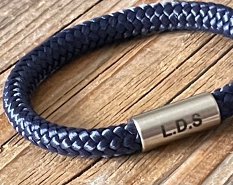 Paracord nautical bracelet, engraved bracelet with name or tekst, men's jewelry gift idea, personalized bracelet, men's cord blue bracelet