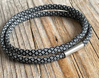 reflective bracelet,  paracord bracelet, wrap cord bracelet, men jewelry, men gift , Bohemian bracelet, wanderlust bracelet, women bracelet,