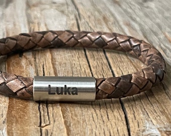 Kids personalized leather bracelet, braided brown engraved bracelet, leather name bracelet, personalized engraved gift, kids name jewelry