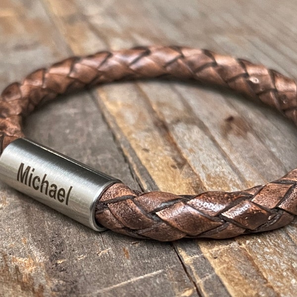 Kids personalized leather bracelet, braided brown engraved bracelet, leather name bracelet, personalized engraved gift, kids name jewelry