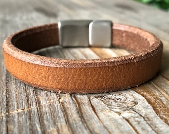 Kids brown  leather bracelet, brown leather jewelery, boy gift idea, wanderlust bracelet,  boy bracelet, kids gift idea, kids boho bracelet