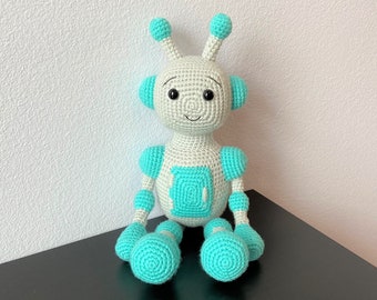 Amigurumi Robot | CROCHET PATTERN ONLY | robot, crochet pattern, amigurumi pattern, tutorial, amigurumi robot, stuffy, robot pattern