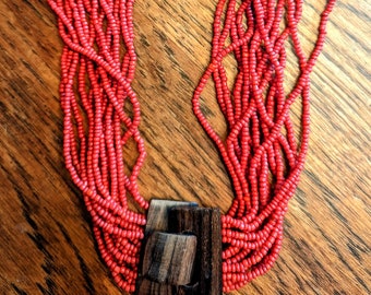 Coral colored Seed bead Wood buckled Necklace