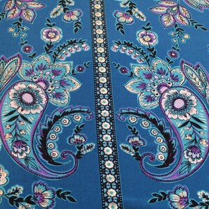 ITY Metallic Paisley Print