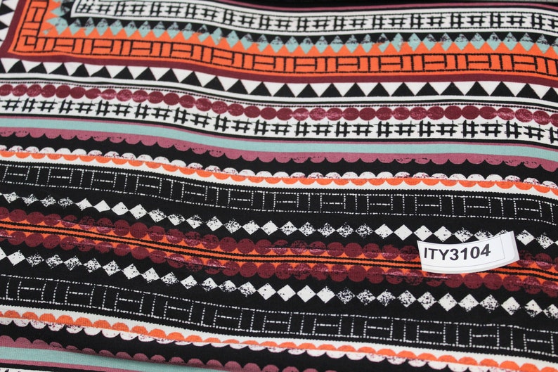 ITY knit-large Geometric multicolor Orange print