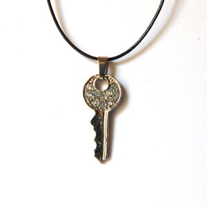 Vintage Key Necklace - Small Key charm 2.5x1 cm with Rhinestones – Layering Jewellery - Good Fortune Charm with Adjustable black cord