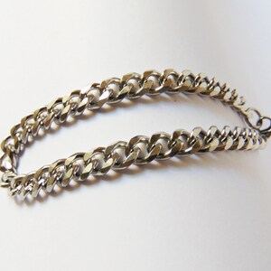 Panzer-Kettenarmband - Unisex-Edelstahlarmband - 7mm dicke Silberkette - Karabinerverschluss - Grobstrick Silber Kettenarmband